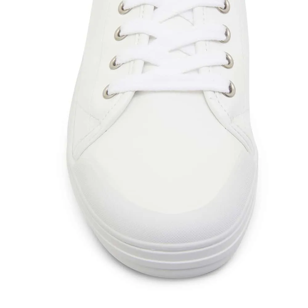 Veto Sneaker in White Smooth