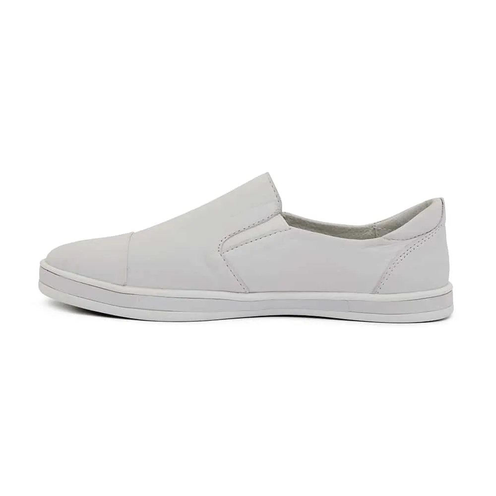 Wise Sneaker in White Leather