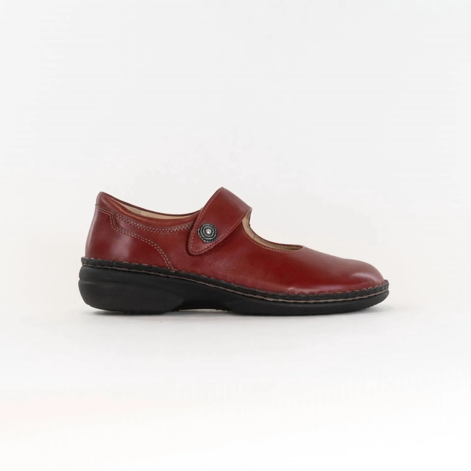 Women Laval Flats Shoe In Campari
