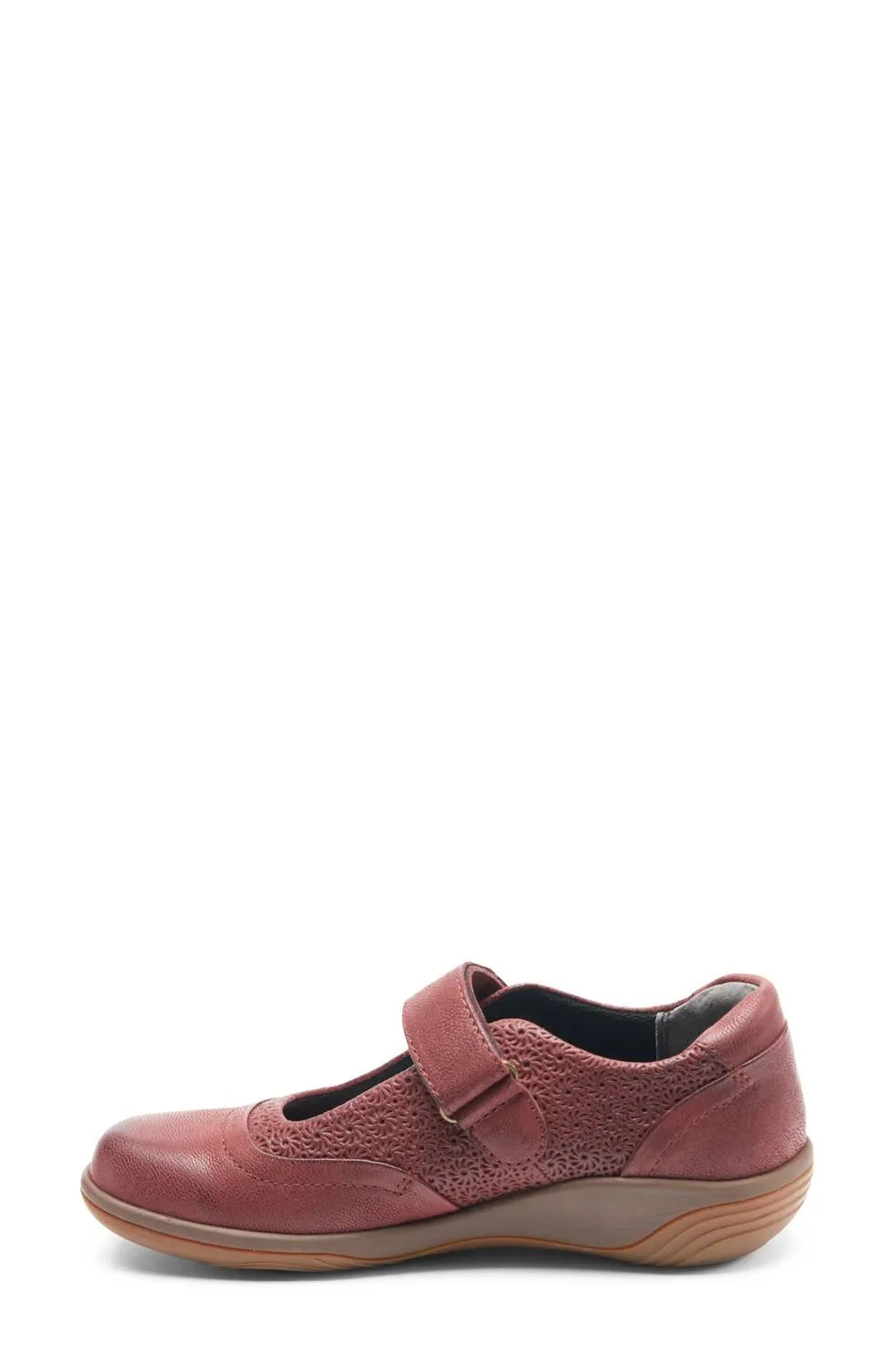 Women's Aloe Mary Jane Shoes In Dark Cherry