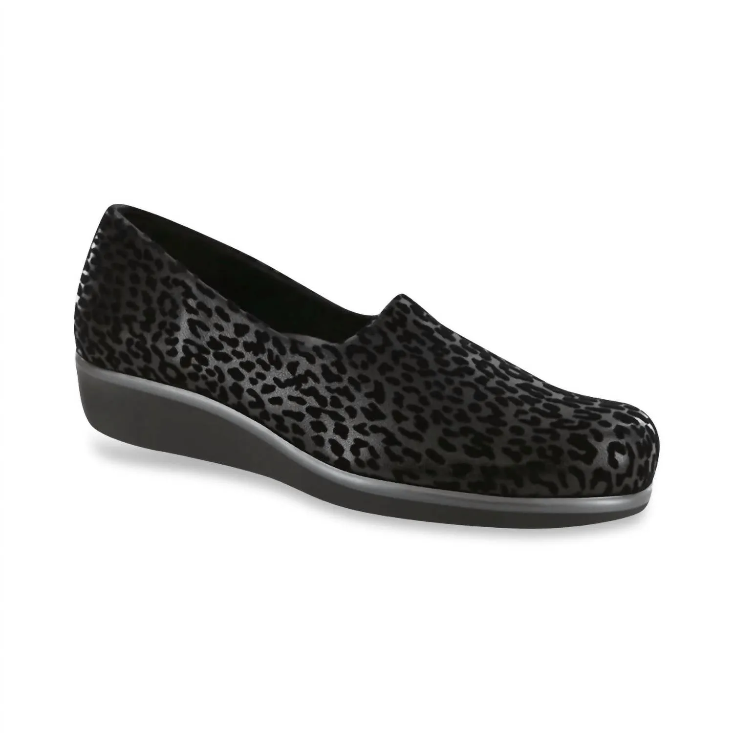 Women's Bliss Slip On Wedge - Double Wide In Black Leopard