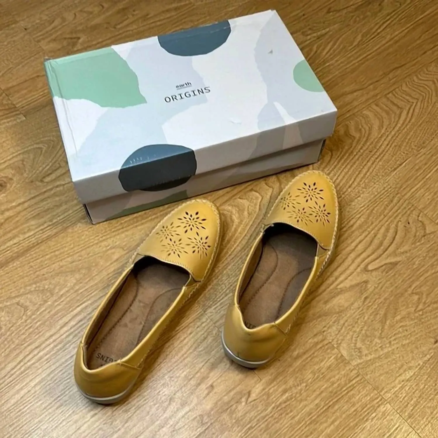Women's Freya Shoes In Yellow