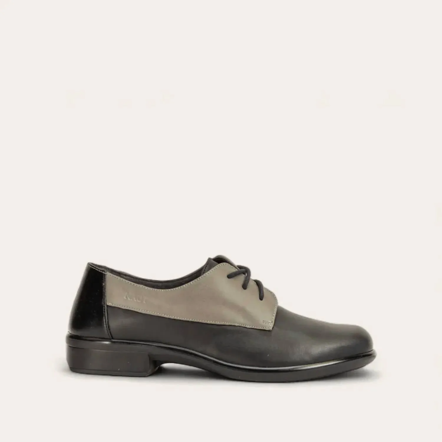 Women's Kedma Loafer Shoes - Medium In Jet Black/tin Gray/black Madras