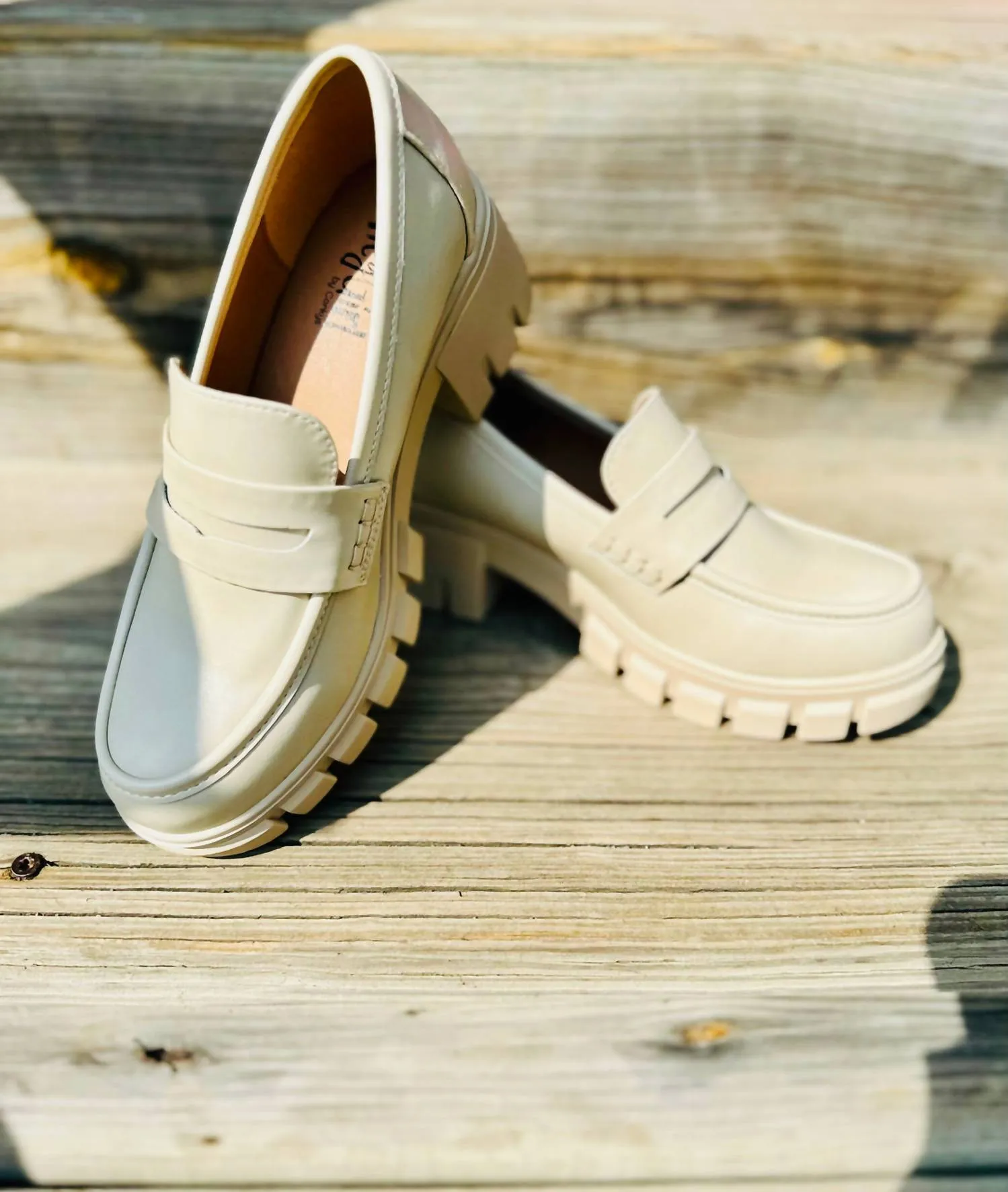 Women's Keeper Loafer In Ivory