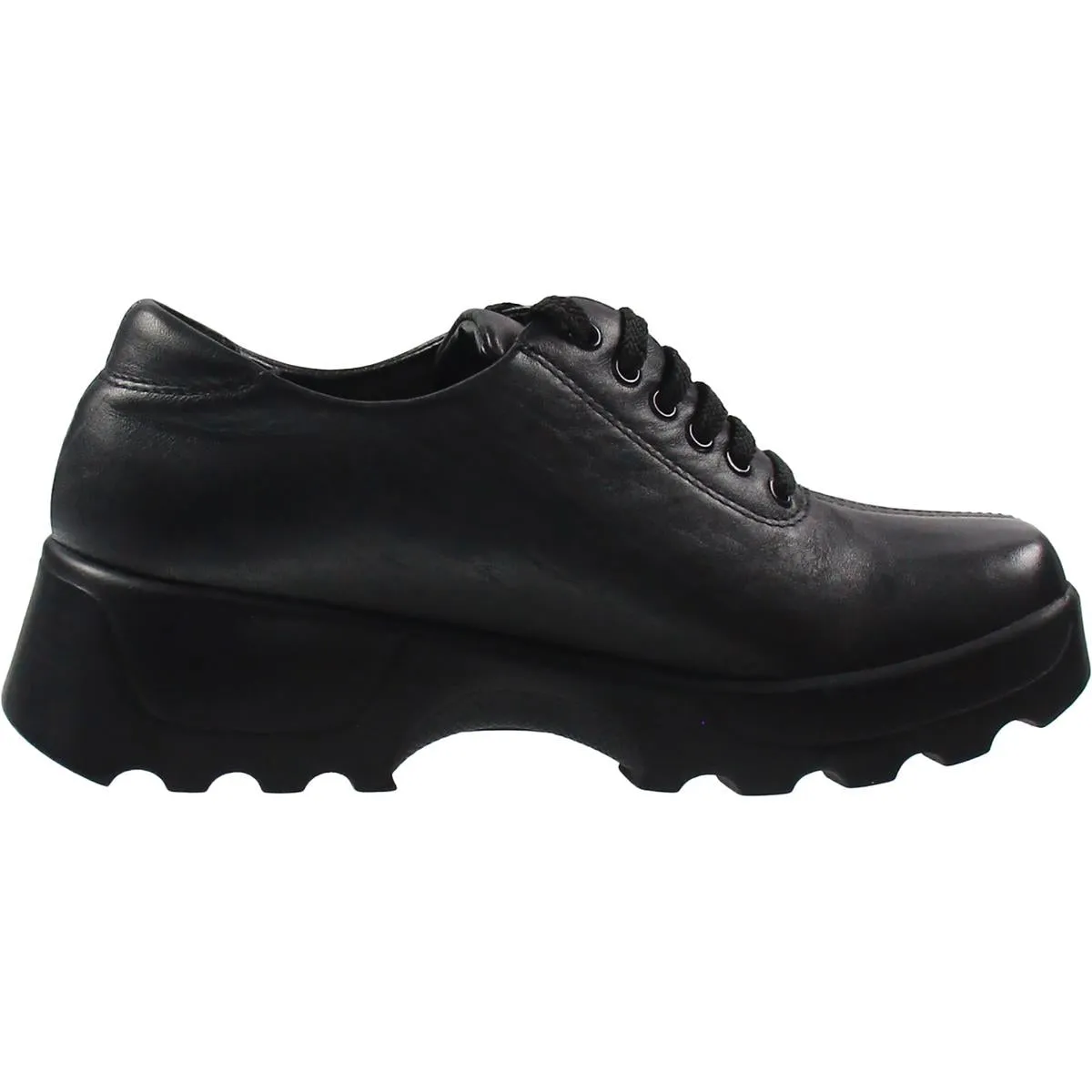Womens Lace-Up Leather Oxfords
