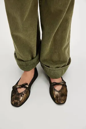 Women's Mania Blow Flats In Bronze Age Metallic Suede
