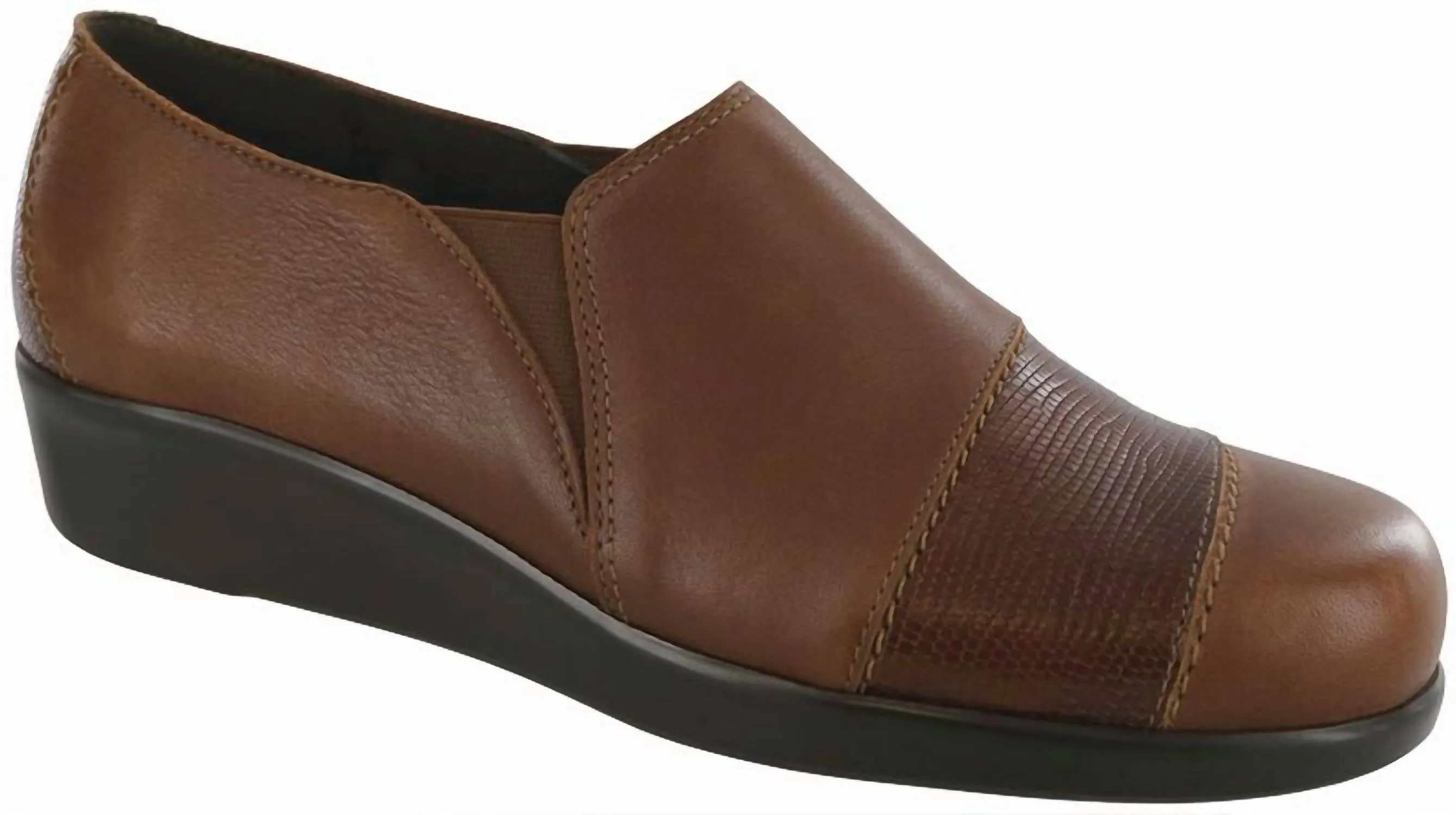 Women's Nora Slip-On Loafer In Auburn