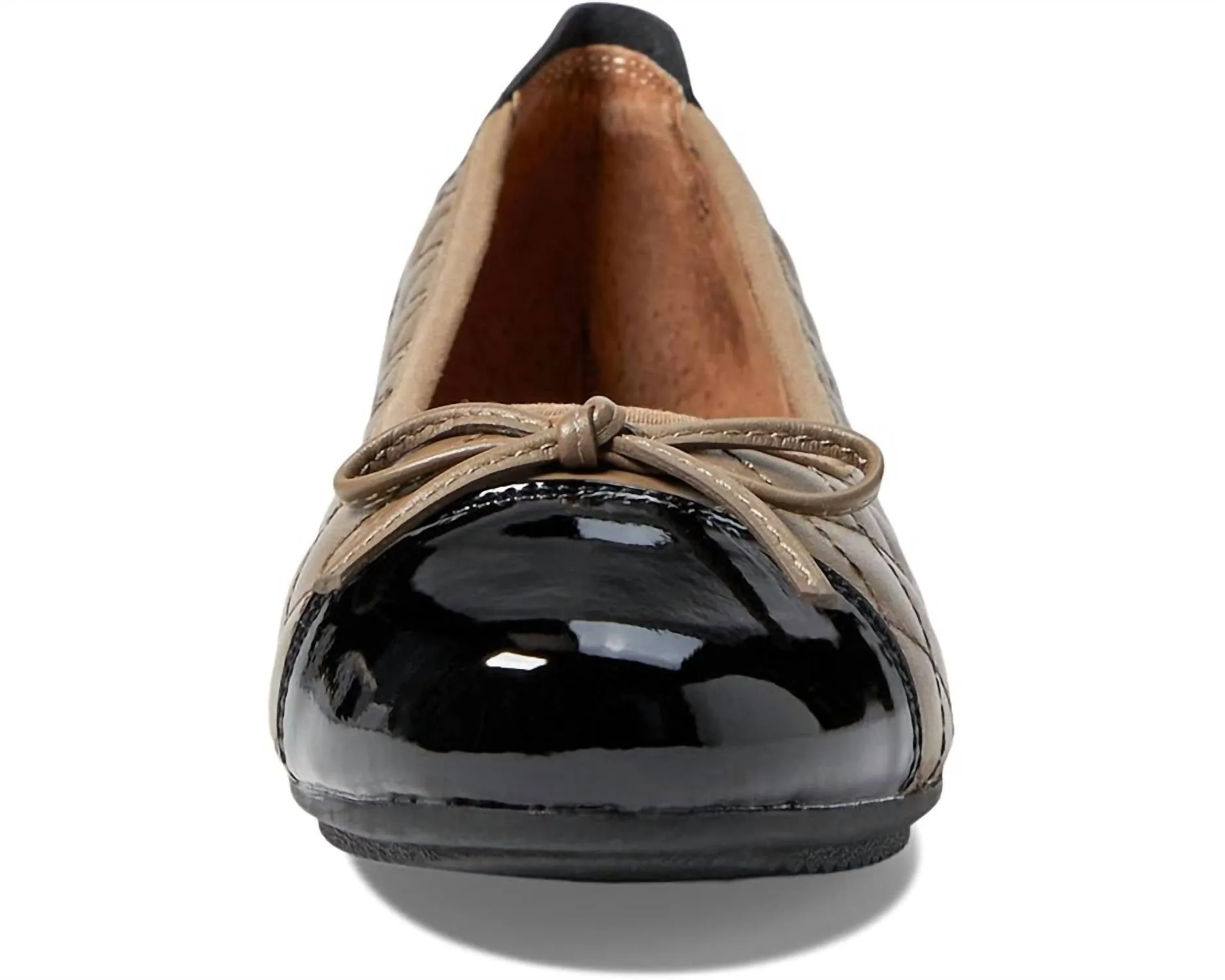 Women's Pippa 76 Flat Shoes In Taupe/kombi Calf/patent