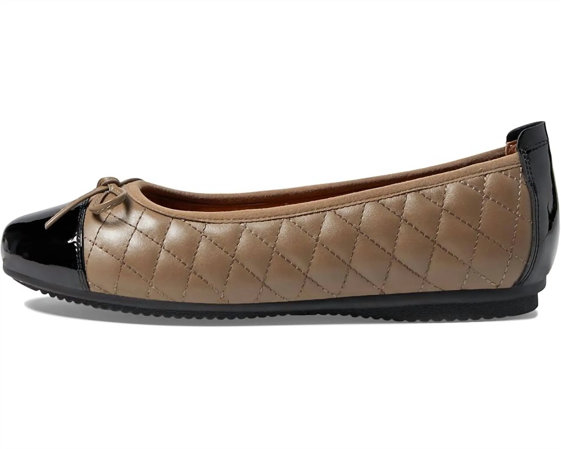 Women's Pippa 76 Flat Shoes In Taupe/kombi Calf/patent