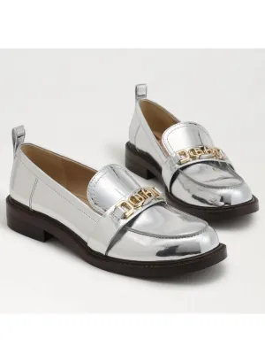 Women's Shiny Buckle Loafer In Silver