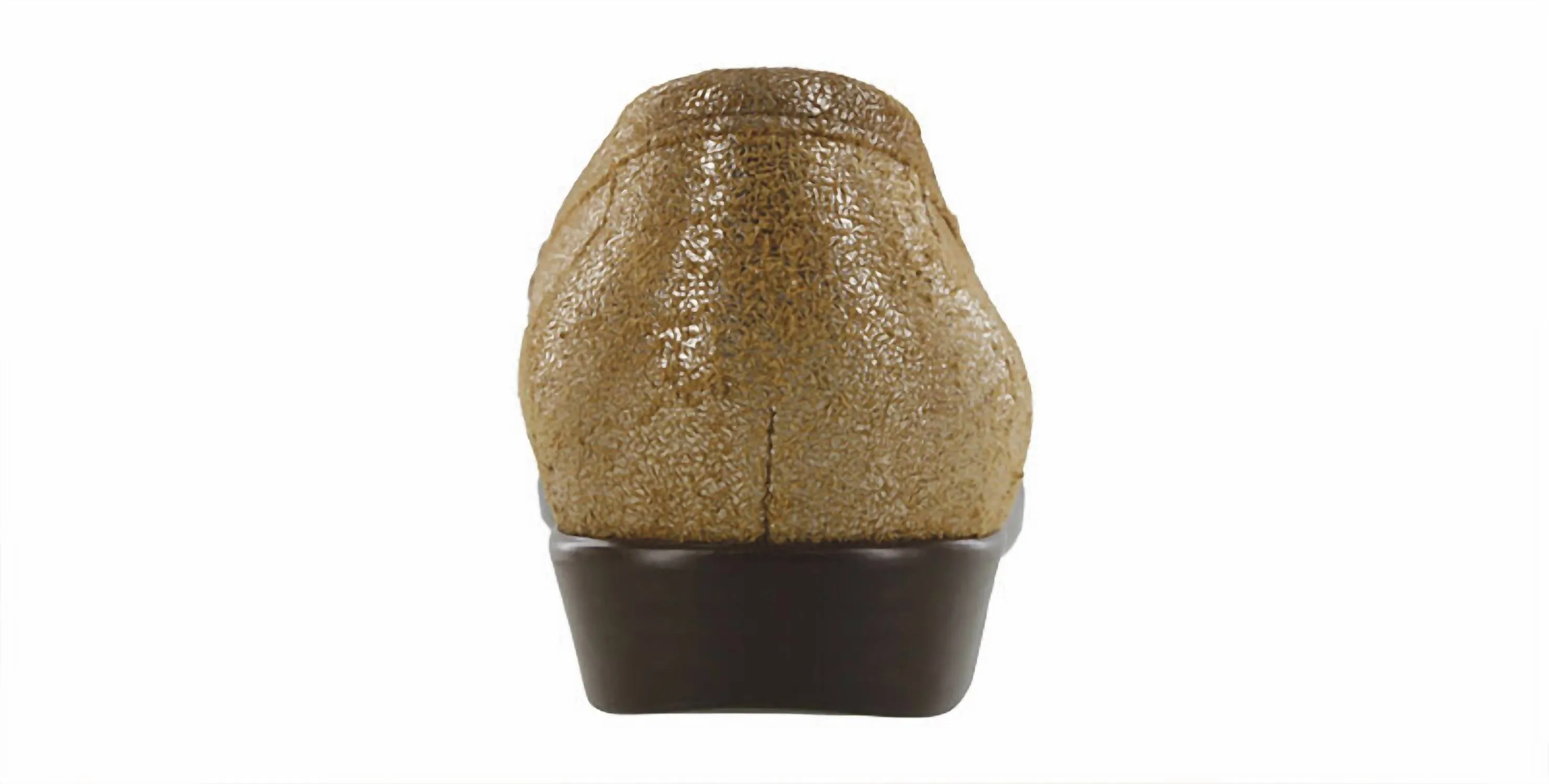 Women's Simplify Slip On Loafer In Sunstone