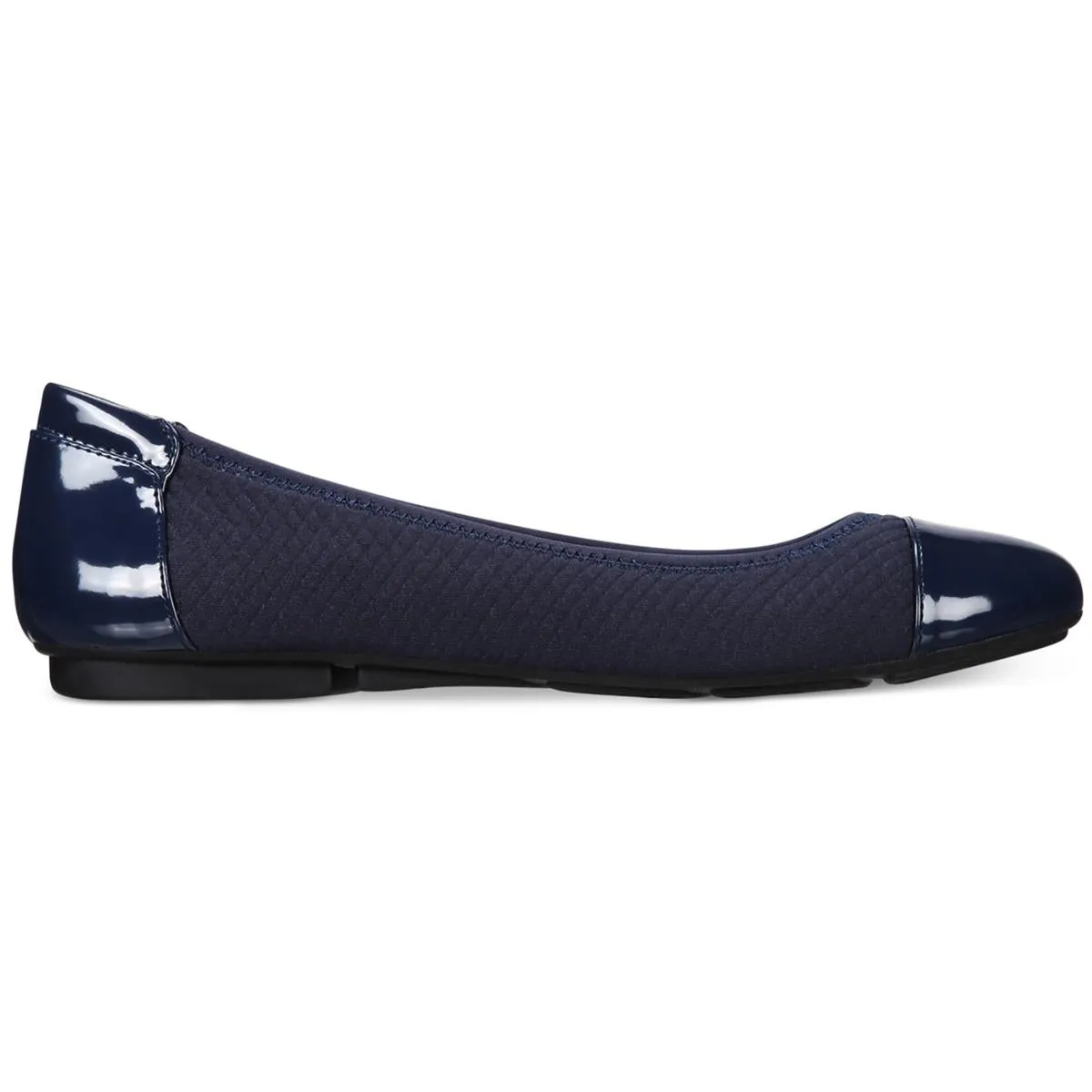 Womens Textured Round Toe Ballet Flats