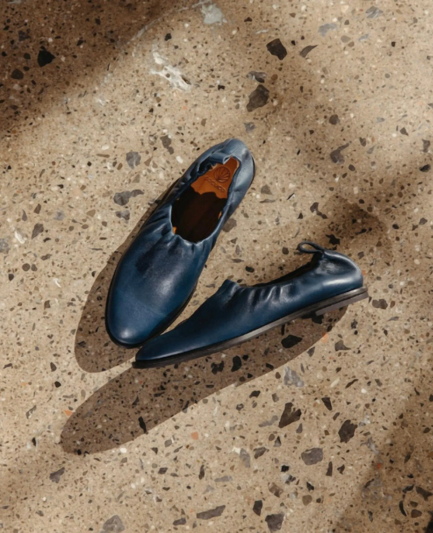 Women's Yano Classic Slip On Flat In Jeans Leather